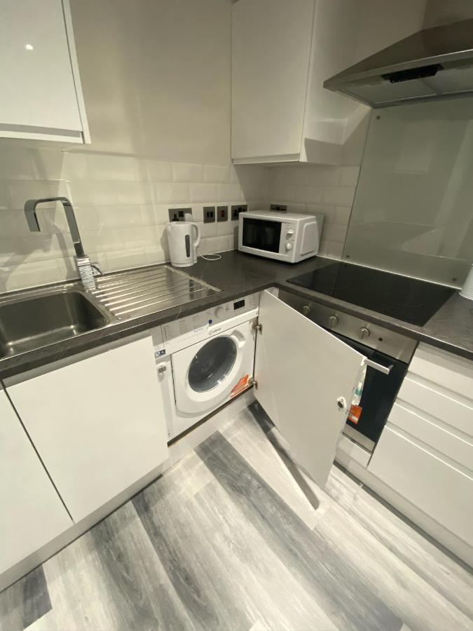 Vibrant 2 Bedroom Apartment - Bhx Airport Sheldon  Exterior photo